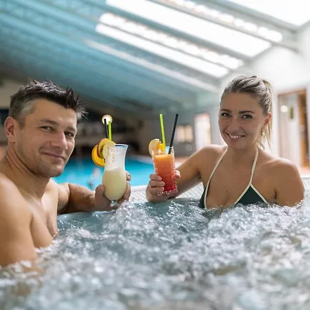 & Wellness Druzba Deménvölgy