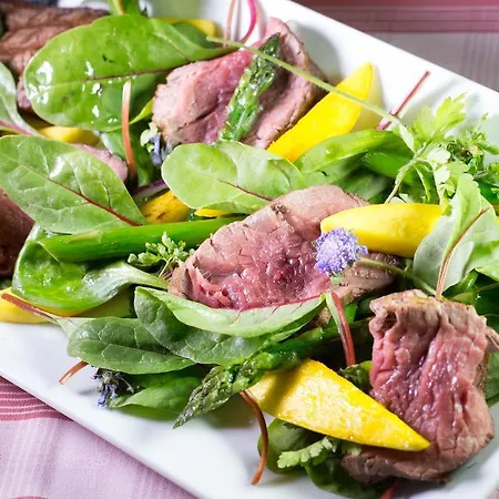 & Wellness Druzba 4* Демяновская долина